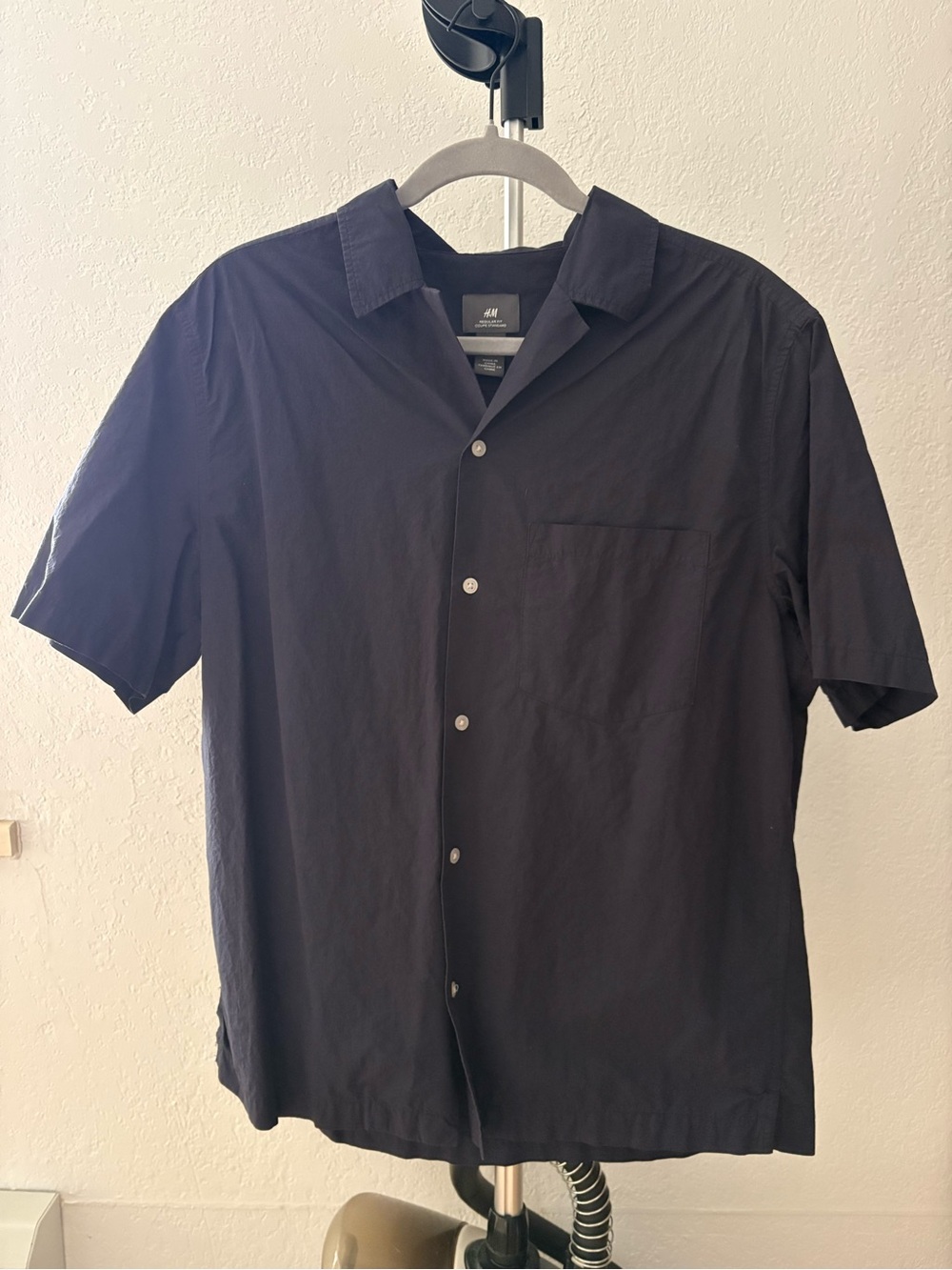 H&M Resort Collar Short Sleeve Casual Button Up Men’s Shirt